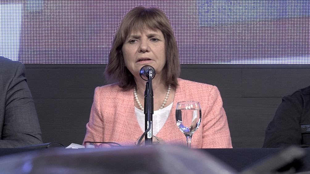 La presidenta del PRO propuso suspender el cobro de impuestos y aumentar el gasto público