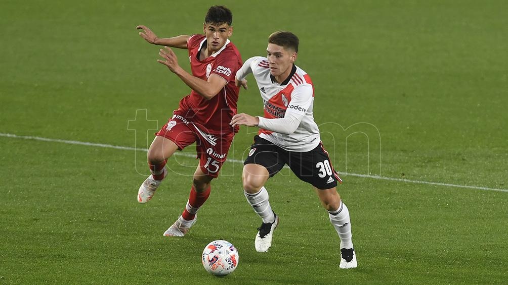 River no pudo ante Huracán en el Monumental. 