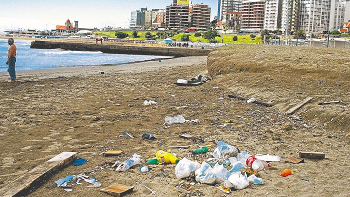 Más Del 80 De Los Residuos Encontrados En Las Playas Bonaerenses Son