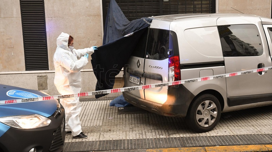 Choque frente a una sucursal del Banco Santander Foto Gustavo Amarelle