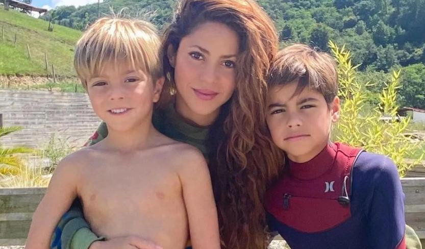 Shakira y sus dos hijos. Foto: NA
