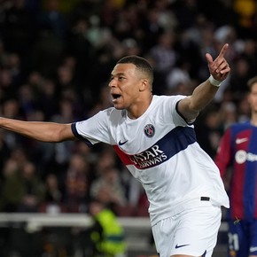 Mbappé decisivo: dos goles y el PSG eliminó al Barcelona en España